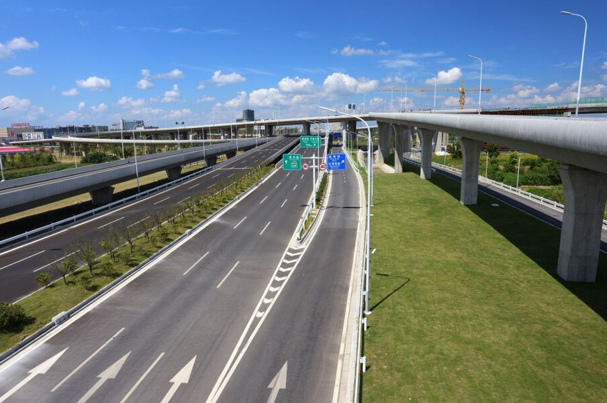鹽城市青年路跨204國(guó)道匝道橋